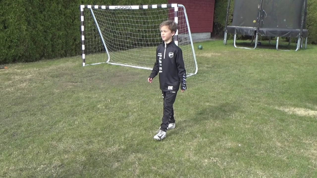 17 Mottak bryst-volley.mp4